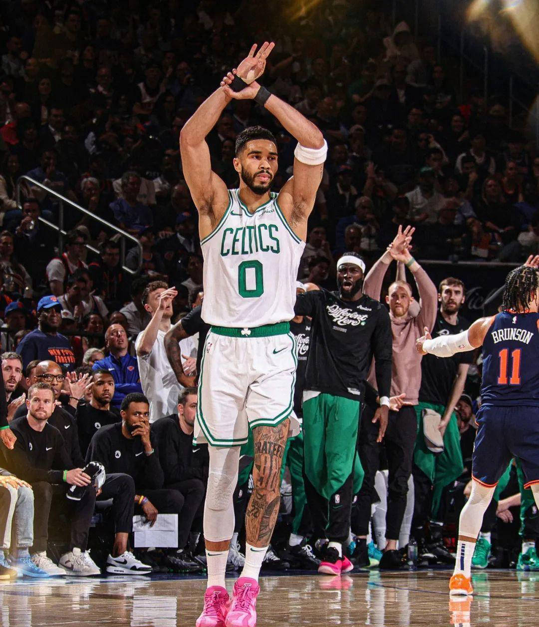 包含凯尔特人，连续三场30+，逆转取胜！的词条