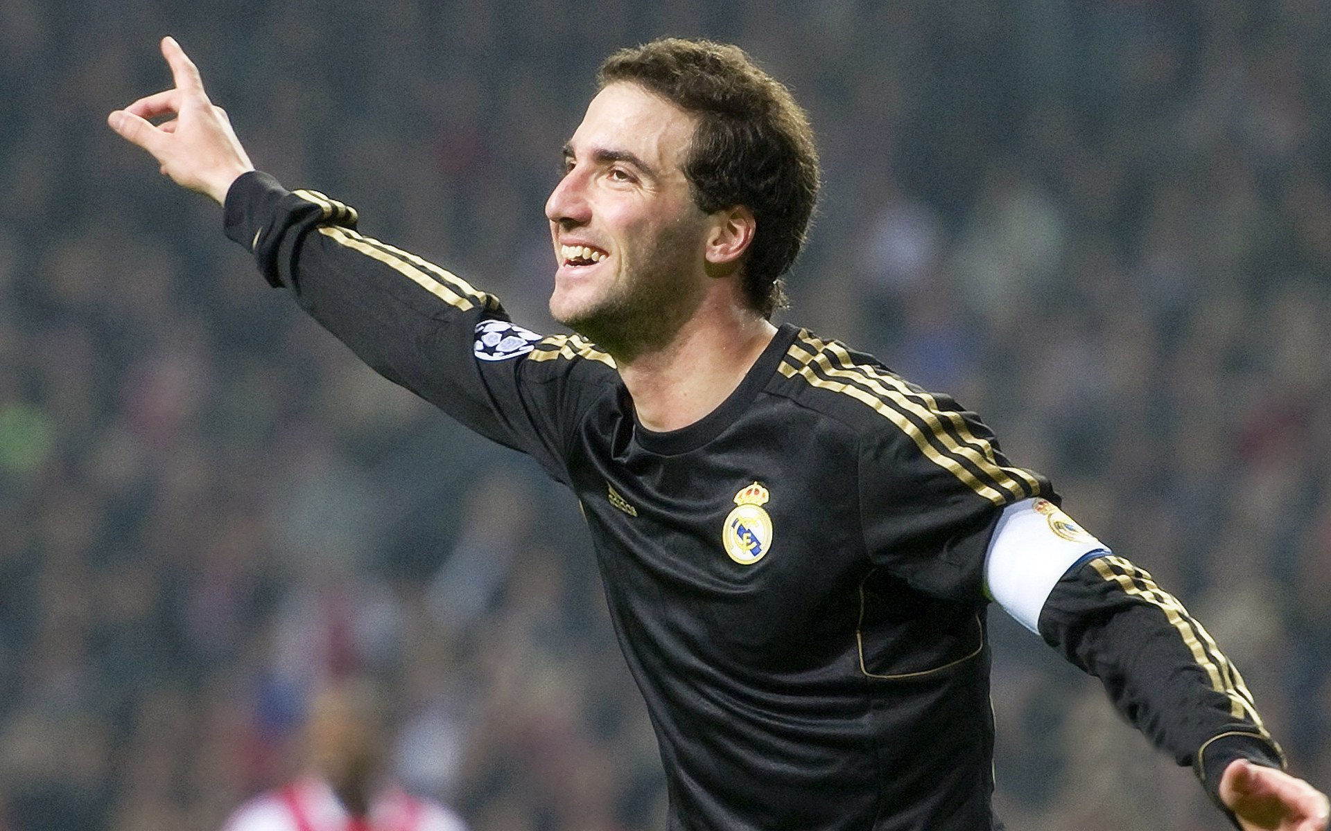 关于世锦赛半决赛爆出冷门！利雅得新月绝杀利物浦，争冠形势突变的信息